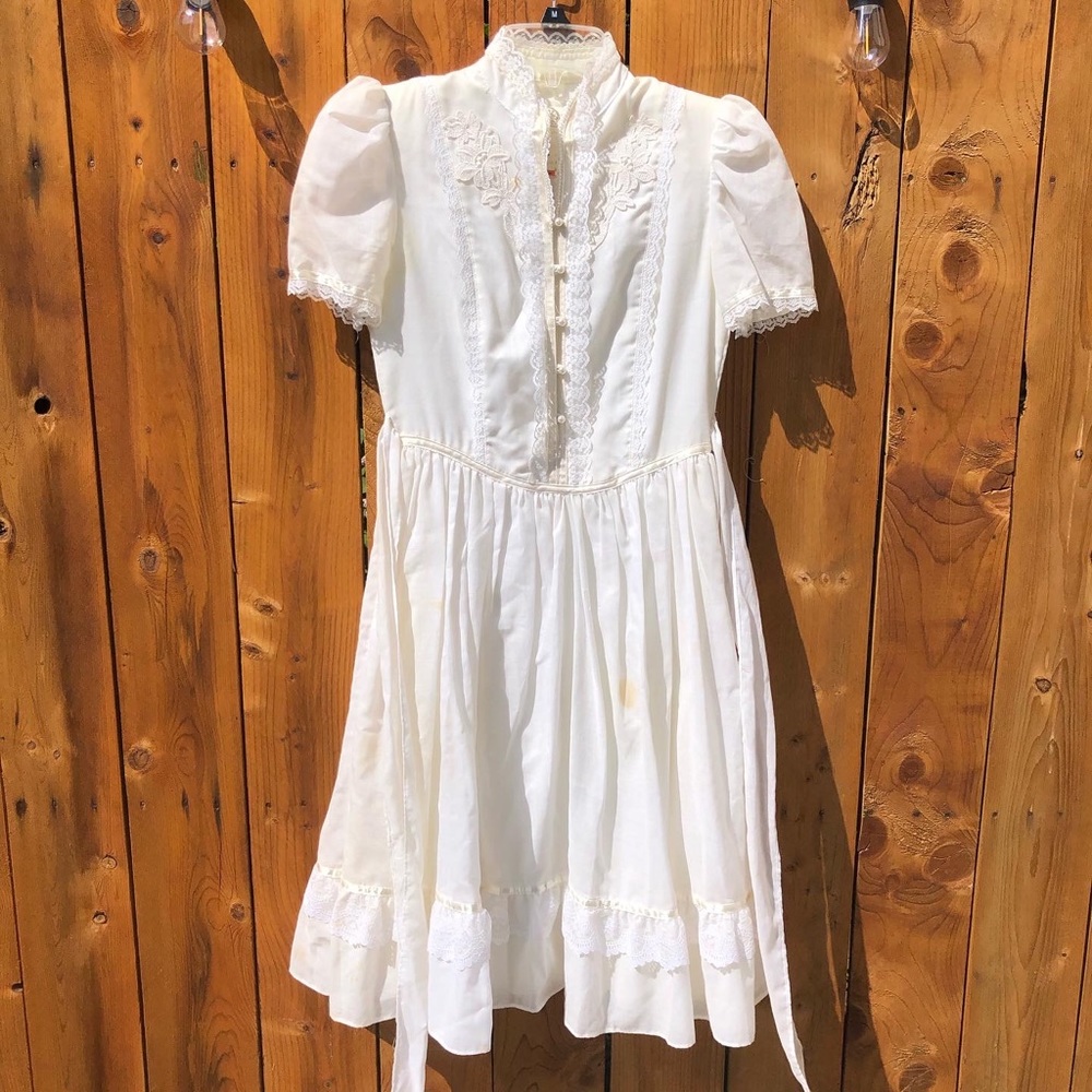 Vintage Gunn Sax White Cottagecore Dress